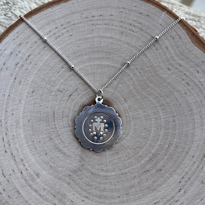 ‘Marielle’ Scalloped Miraculous Medal Necklace