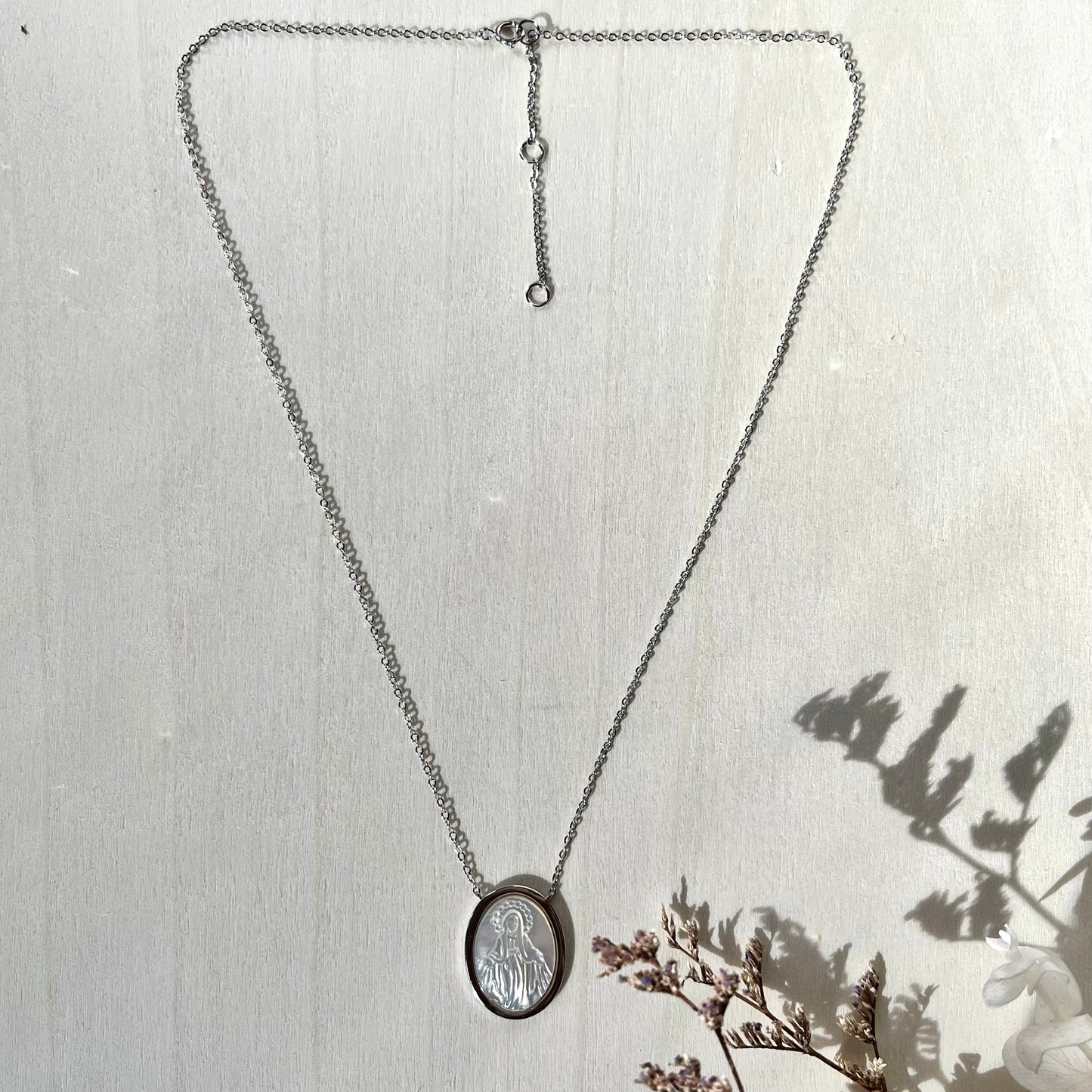 'Mary' Pearl Pendant Necklace